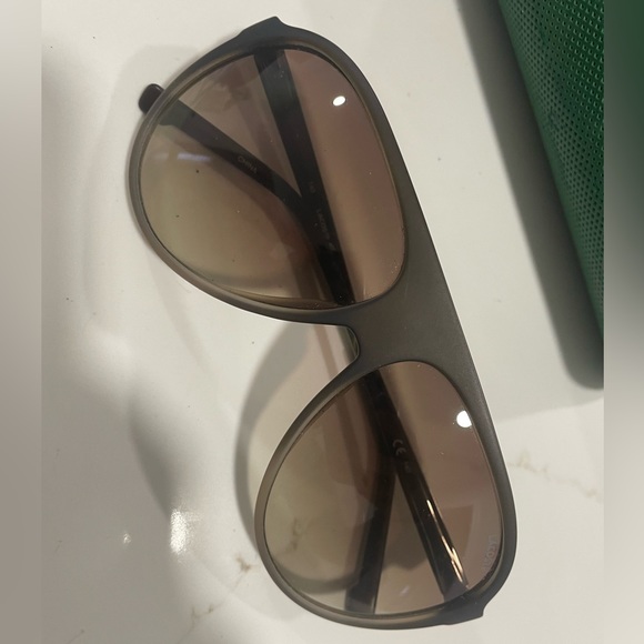 Lacoste sunglasses - Picture 2 of 4